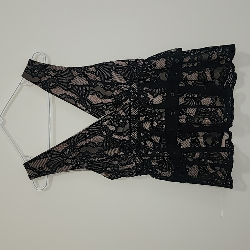 Lace Ruffle Peplum Top - Picture 2 of 7